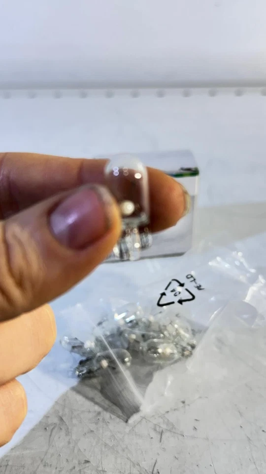 Bombilla BOSCH 1 987 302 819 12V 5W bmw código 07119978373 10 piezas Foto 4 de 4