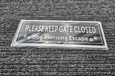  QTY 6 Please Close The Gate Matal Sign Dog Planning Escape Sign 3.5 x 9.8 IN