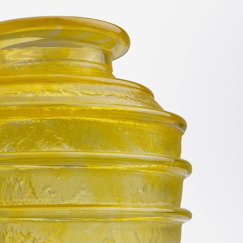 French Art Deco Yellow Mottled Glass Vase with Ribbing by Daum - Picture 4 of 5