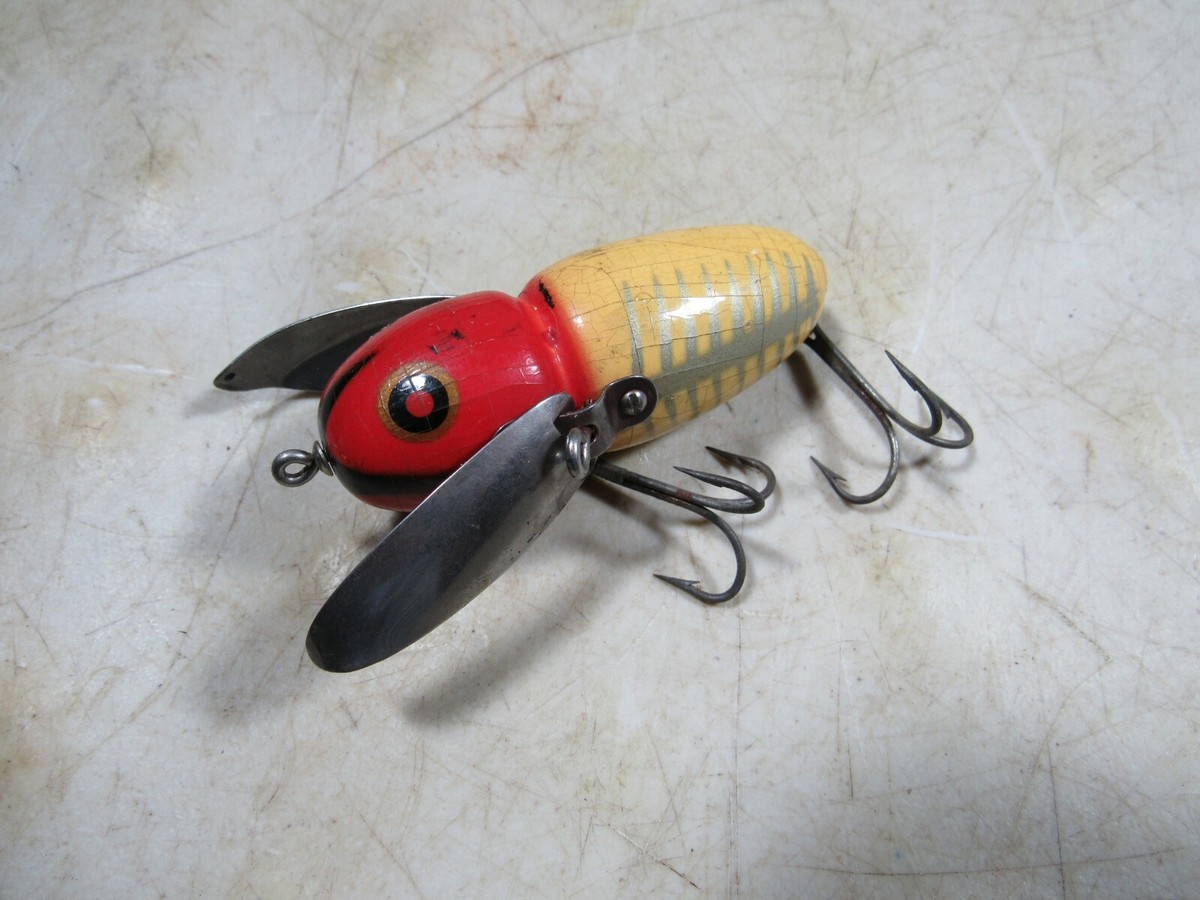 Vintage 2 1/2 heddon crazy crawler wooden fishing lure