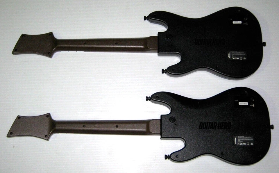 2 x Guitar Hero Guitars - Hero Power - PS3/PS4 + Xbox 360/One - PAL - VGC - Image 2 of 2
