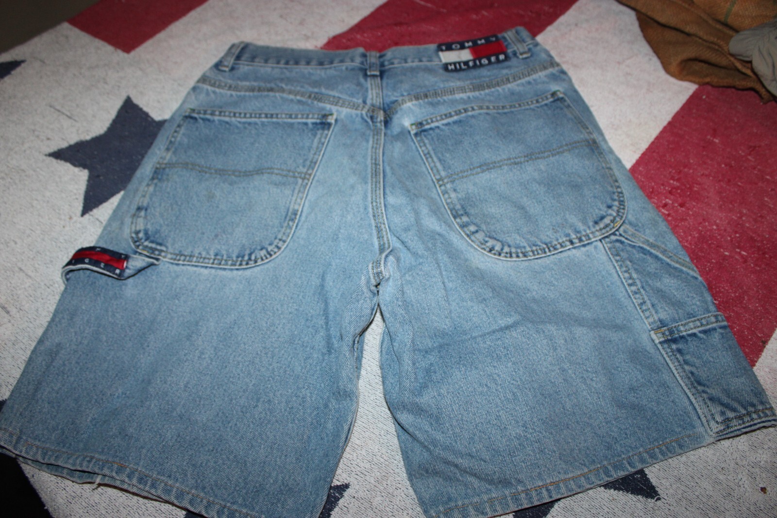 Picture 1 of 4