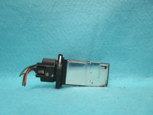 2007 - 2014 Nissan Altima Intake Mass Air Flow Sensor PN 22680 7S00A - Picture 2 of 6