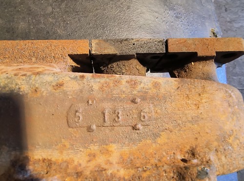 Intake and Exhaust Manifolds for CHRYSLER Industrial 25" Flathead Six, ~1968 - Picture 22 of 22