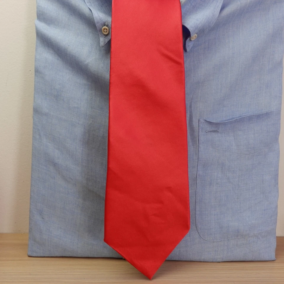 Vestido de novio de seda lisa rosa con corbata para el cuello para hombre brillante EE. UU. ZYLOS GEORGE MACHADO Foto 2 de 4