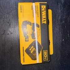 DeWalt DCB205-2C 20V MAX XR Premium Lithium-Ion 5Ah Starter Kit