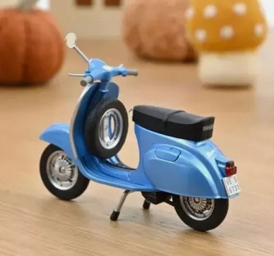 NOREV - 18 - Vespa 400 - Bleu turquoise pale - En boite