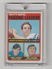 1972 Topps Football #4 Passing Leaders '71 NFC Roger Staubach Dallas Cowboys