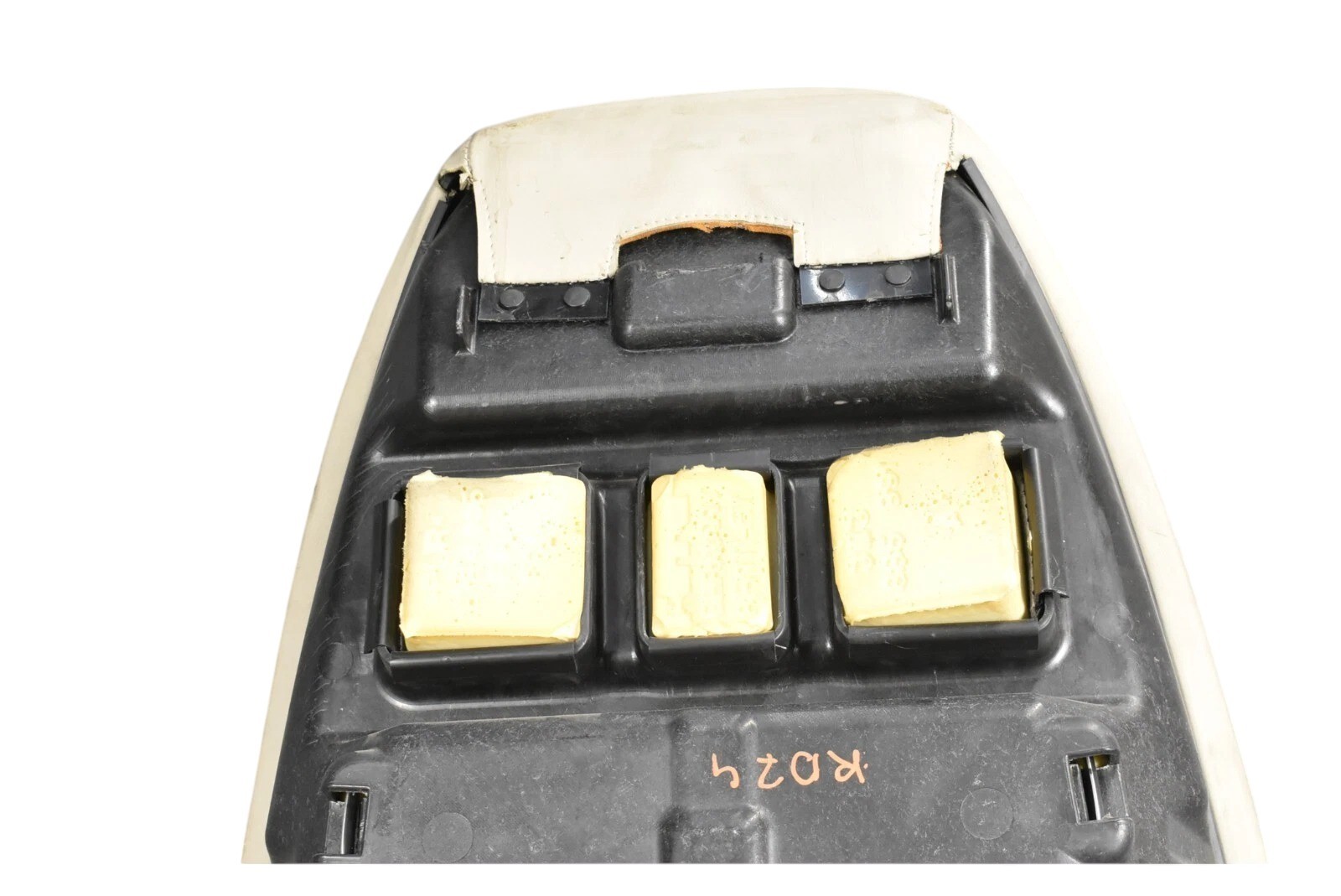 03-10 Bentley Continental Rear Right Upper Seat Cushion Beige 3W3885511 OEM