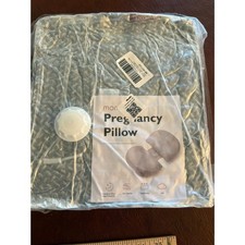 New In Package Momcozy Pregnancy Adjustable Wedge Pillow