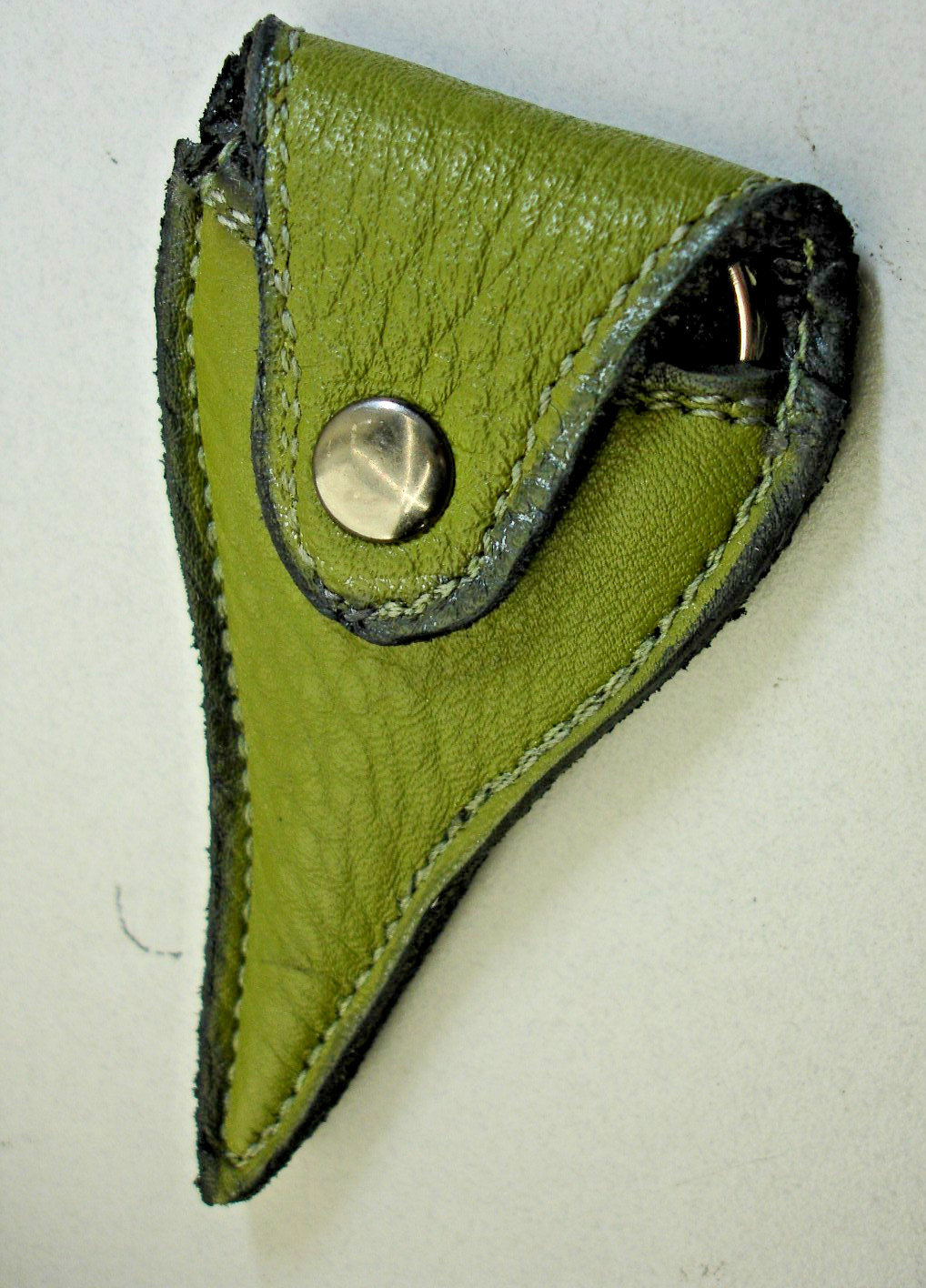 3.5" Italy Facial Hair Safety Pro-Sharpened Salon Trim Scissors w/ Custom Case