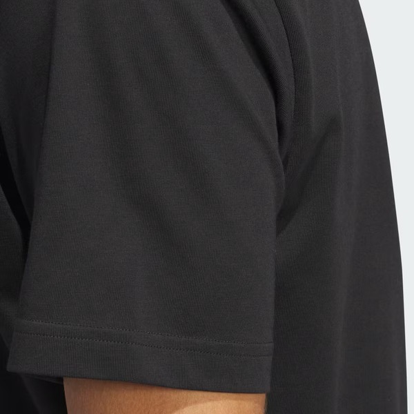 adidas Camiseta Gráfica de Rendimiento Worldwide Hoops Logo para Hombre 5