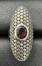 New Condition Sterling Silver Oblong Garnet Ring Size 7