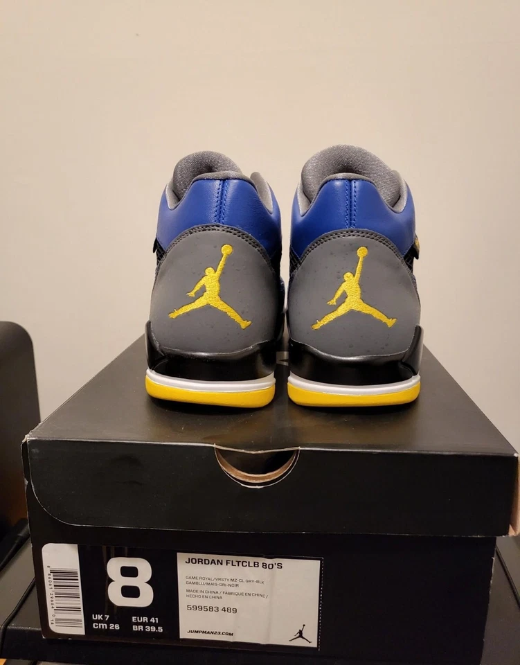 Novo Air Jordan Flight Club 80 azul e amarelo - Imagem 2 de 3