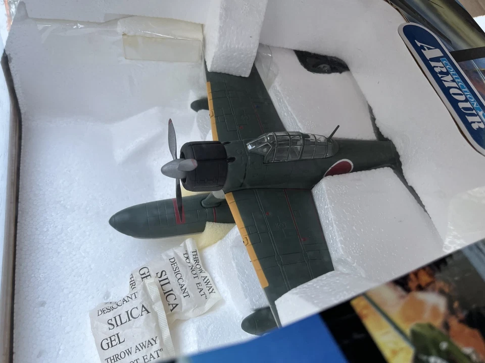 FRANKLIN MINT JAPAN FLOAT PLANE "B11E069", 1:48. - Image 3 of 4