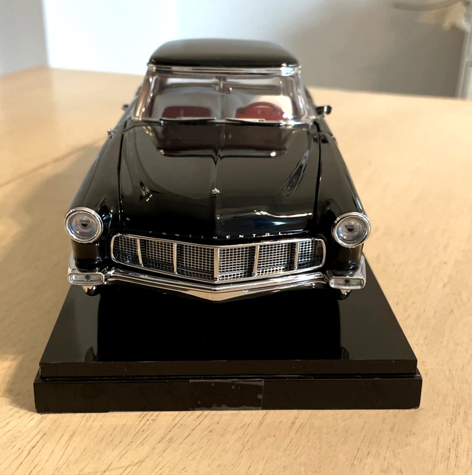 Franklin Mint 1956 Continental Mark II Die-Cast Car 1:24 Scale-Beautiful Black  - Image 3 of 4