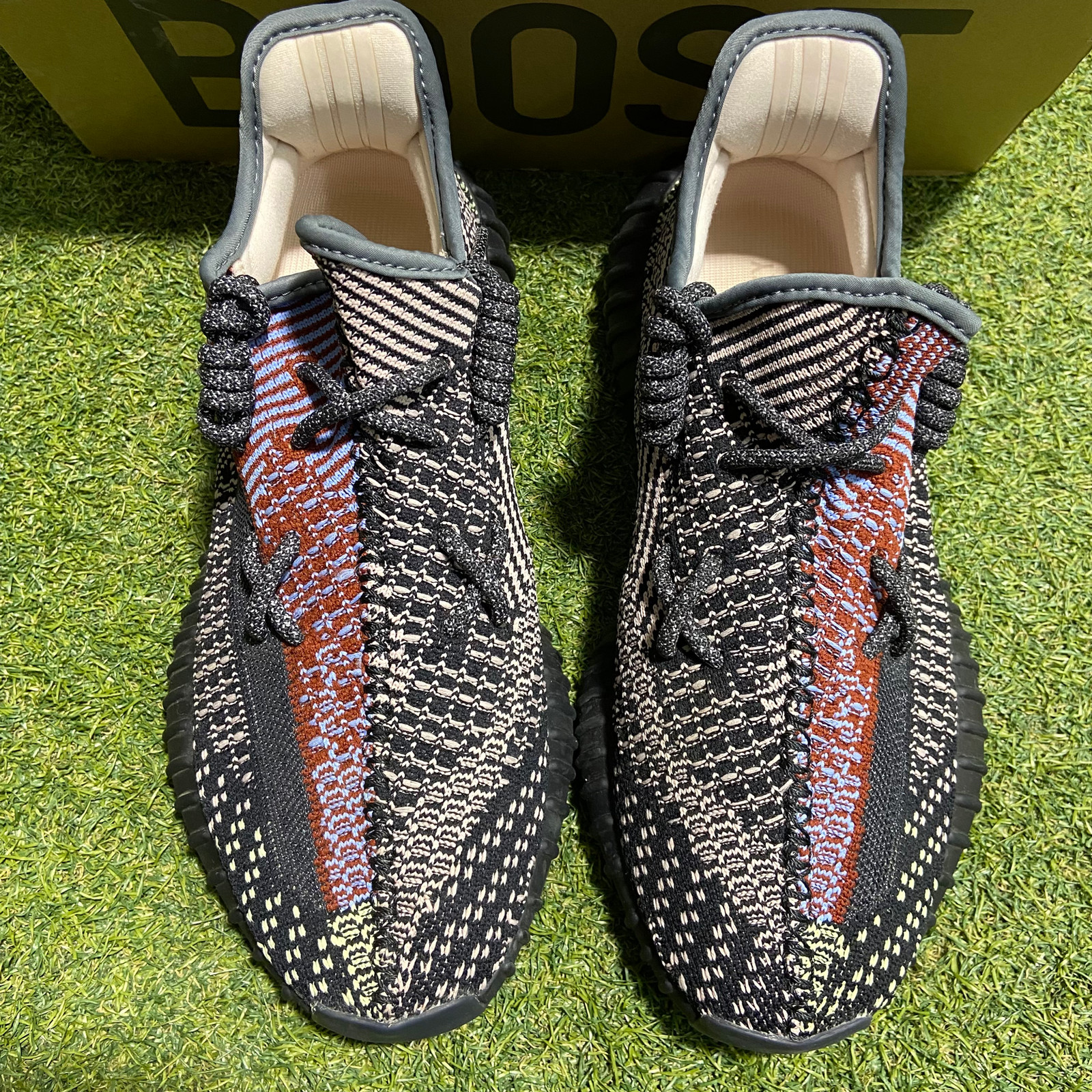 Yeezy 350 Yecheil Non V2: 9 thumbnail 2