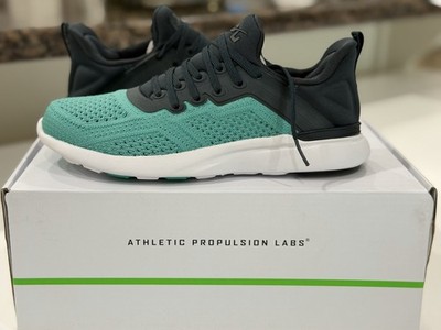 *BNIB* APL TechLoom Tracer Women s Size 5, Midnight Jungle/Tropical Running Shoe