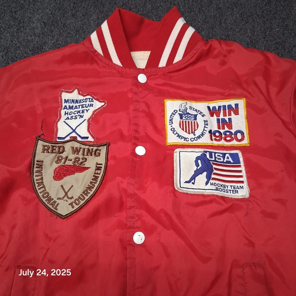 Chaqueta Bomber Vintage Años 70 80 Minnesota Amateur Hockey Satinado Roja Talla Mediana Foto 2 de 4