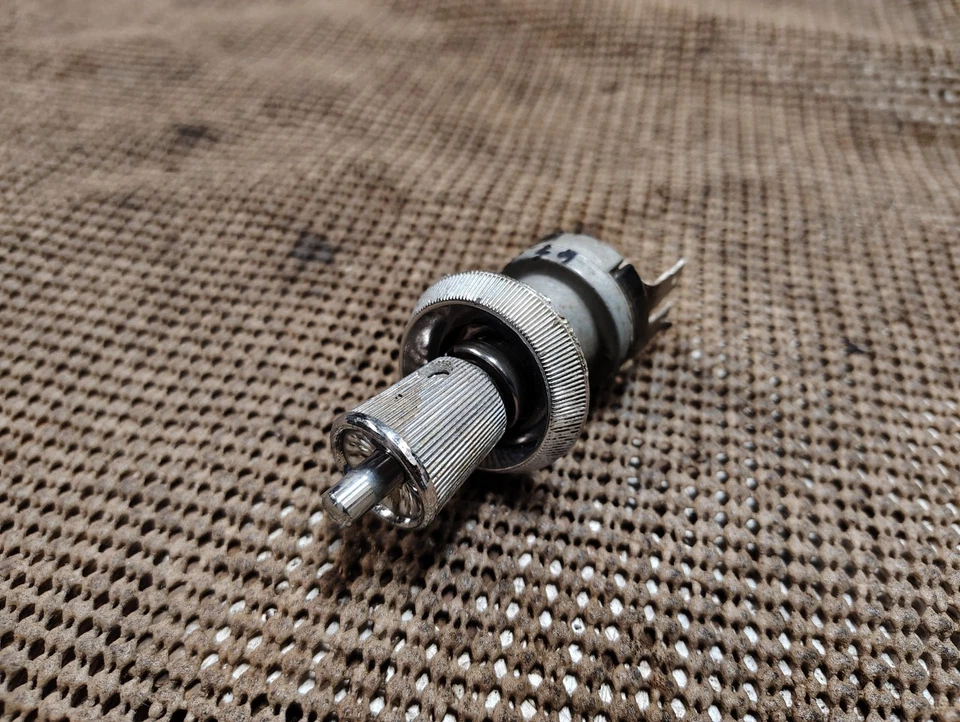 1965 Pontiac Catalina Bonneville Grand Prix 2 velocidades interruptor limpador de para-brisa - Imagem 2 de 4