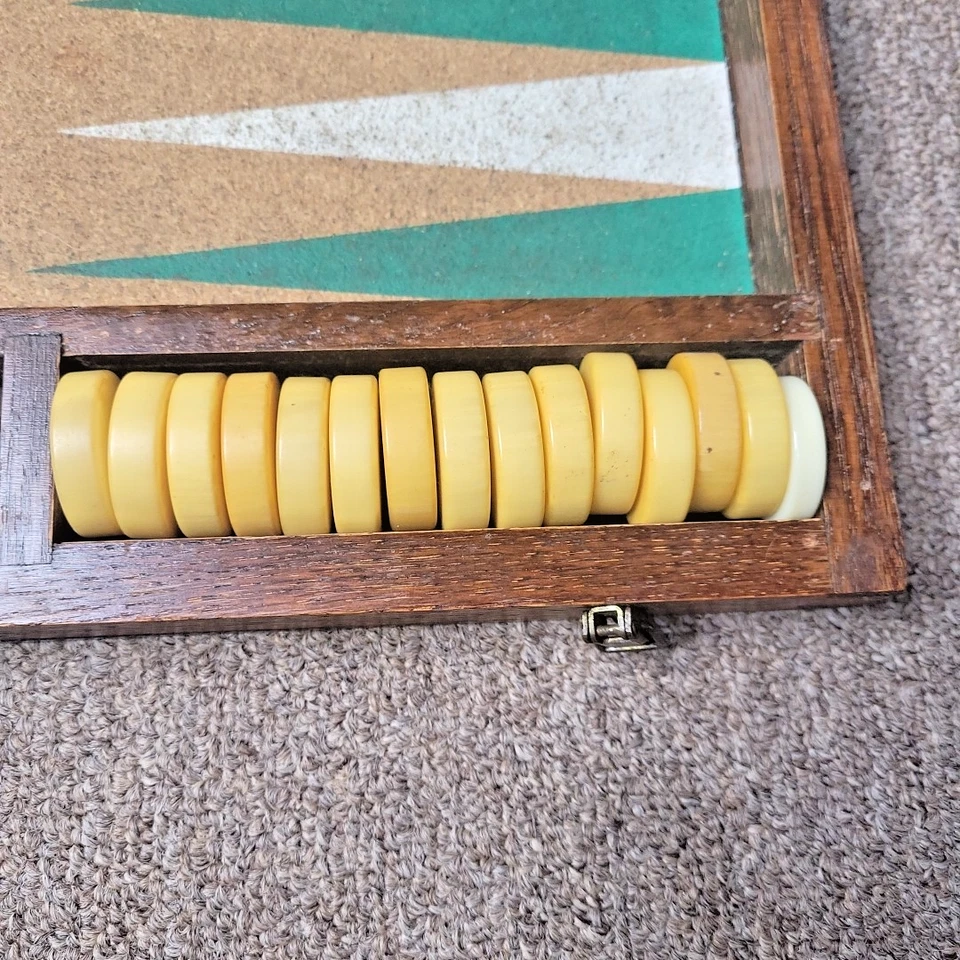 Vintage Backgammon Set-cork Board Green/white Points Marbled Chips Wood Case. - Image 4 of 4