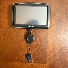 TomTom XL GPS Navigator 4EM0.001.02 w/ EasyPort Mount Case bundle Untested
