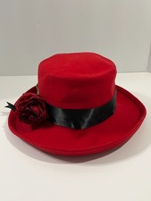 Ladies Vintage Red 100 Wool Hat