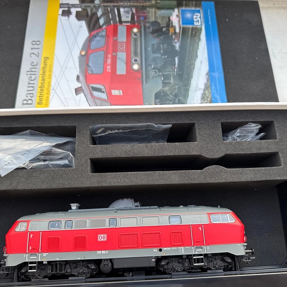 ESU H0 31026 Diesellok BR 218 102-2 der DB - digital DC, Sound - Bild 2 von 4