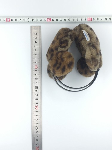 Tokyo Disney Resort Minnie Mouse Leopard Fan Cap & Earmuffs Set TDL Exclusive - Picture 18 of 24