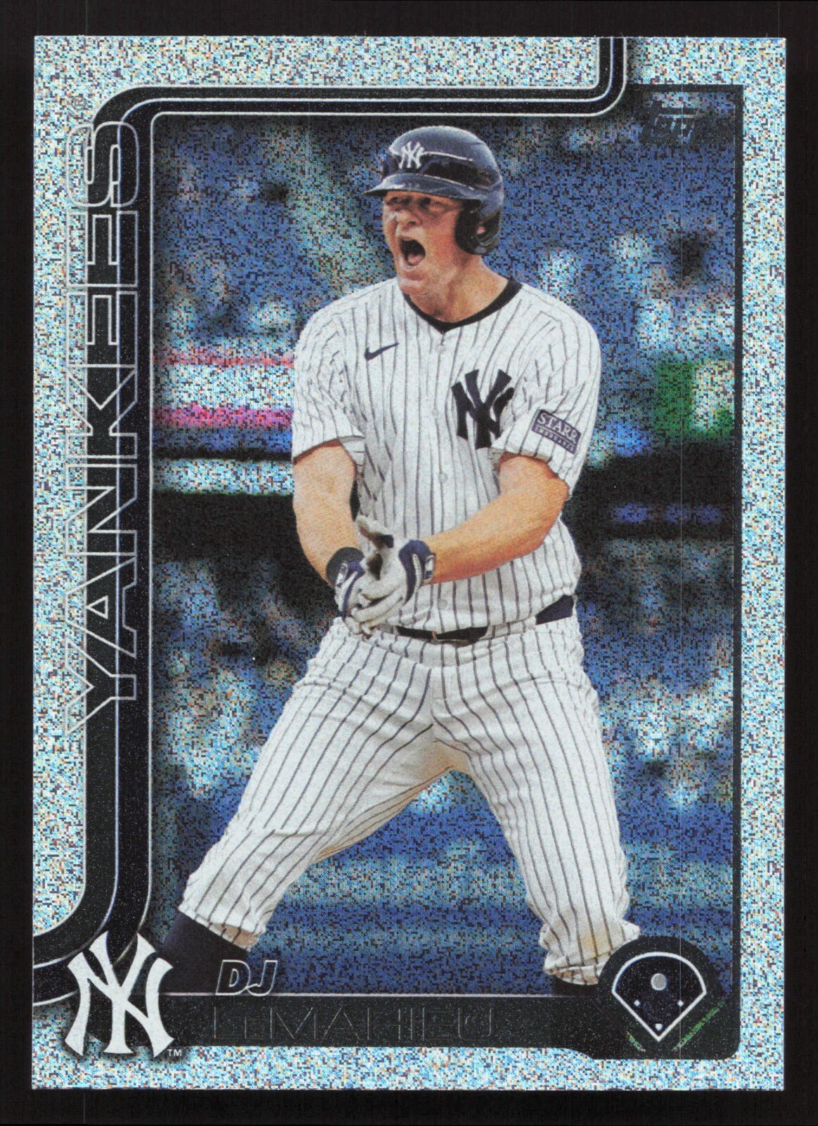 2025 Topps Series 2 #697 DJ LeMahieu SAND GLITTER New York Yankees