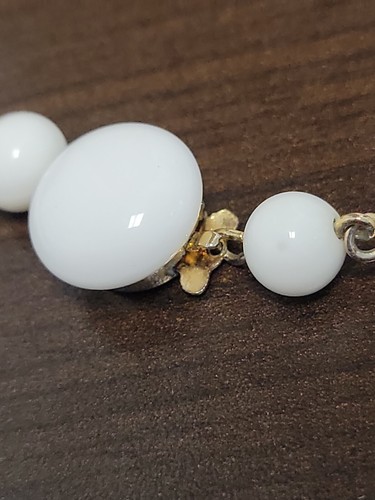 VTG Long Strand Necklace Art Glass and Lucite White Purple Beads Push Clasp - Picture 11 of 11