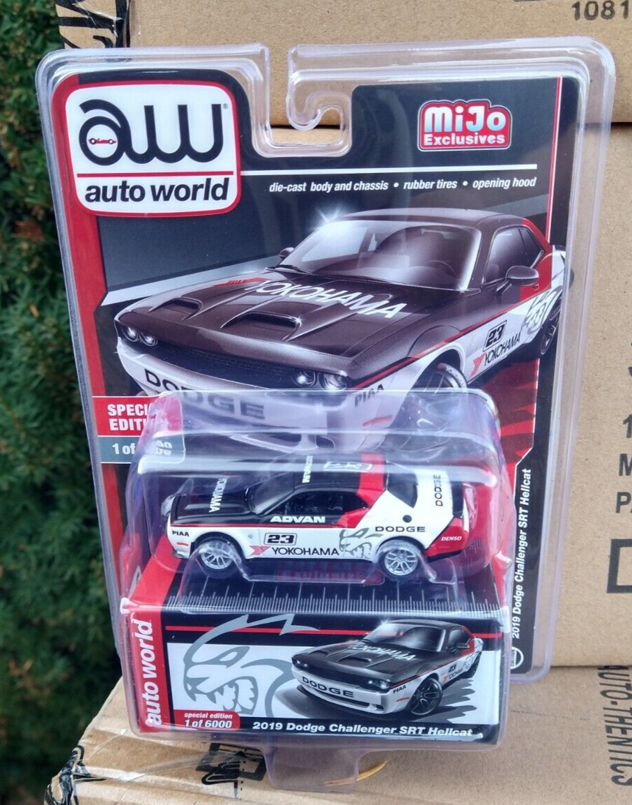Auto World 1:64 - 2019 Dodge Challenger SRT Hellcat Advan Yokohama