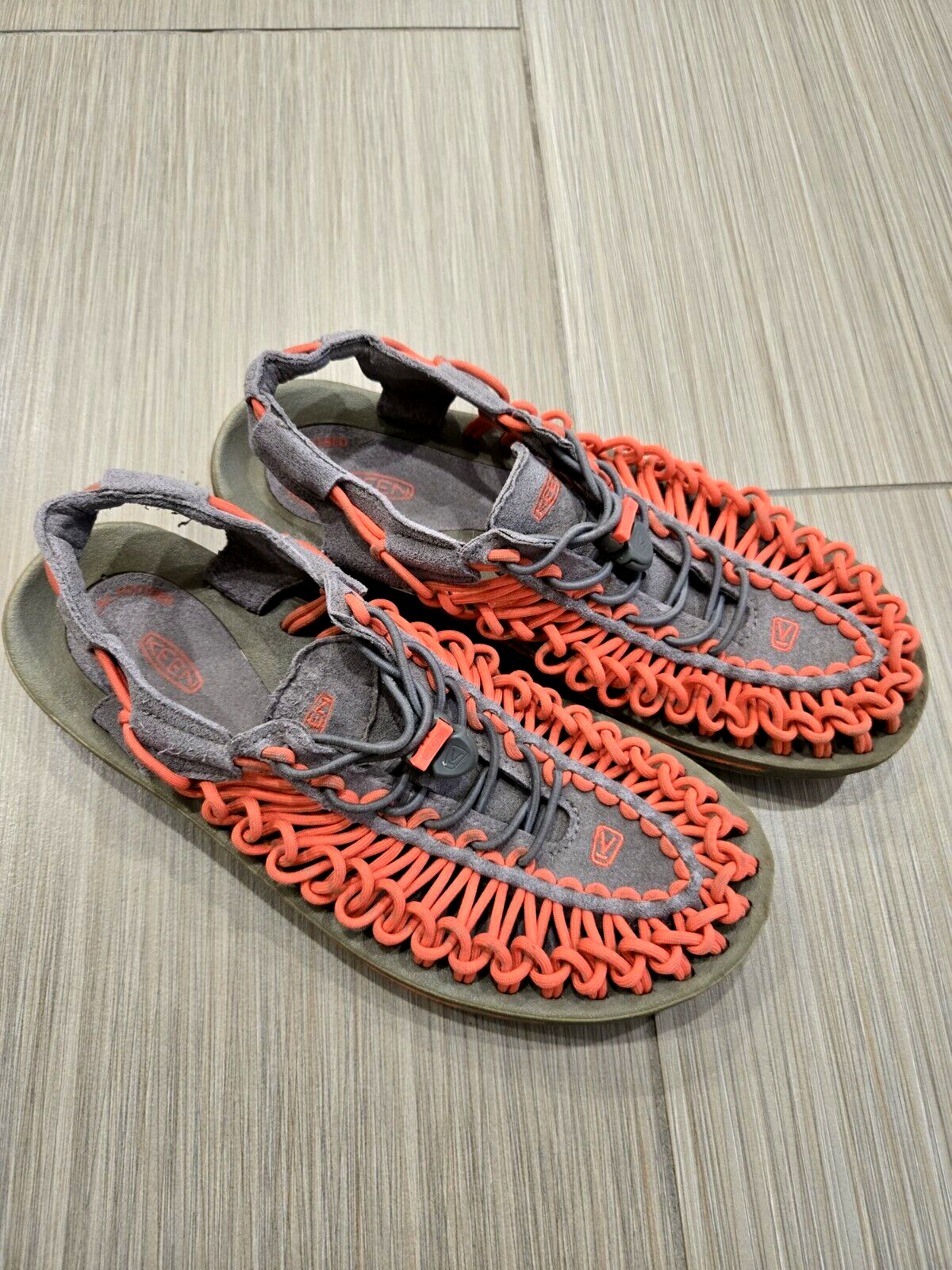 Keen Uneek Classic due corde donna taglia 10 scarpe da acqua sandali da trekking outdoor