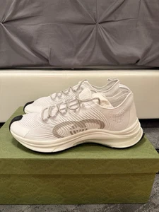 Chaussures Baskets Gucci Run Blanc/Gris/Noir 680893 Homme Taille 12G 13US
