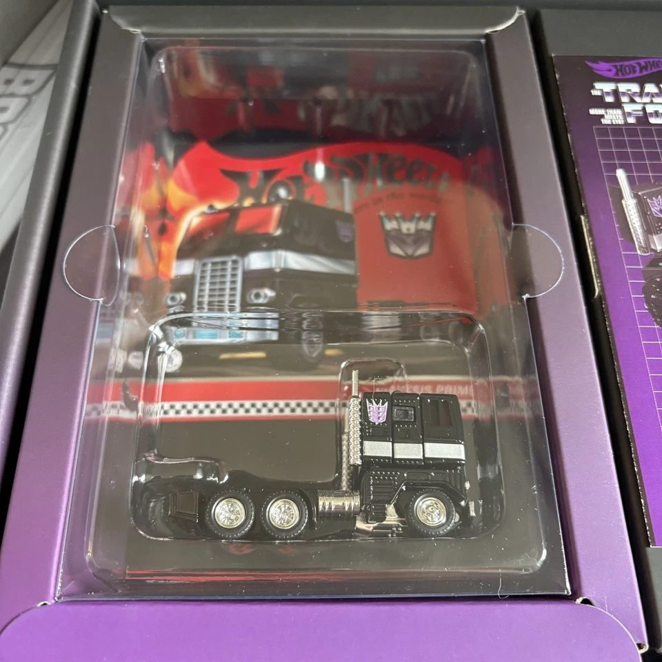 Hot Wheels Transformers Nemesis Prime IN HAND✅ - Immagine 2 di 4