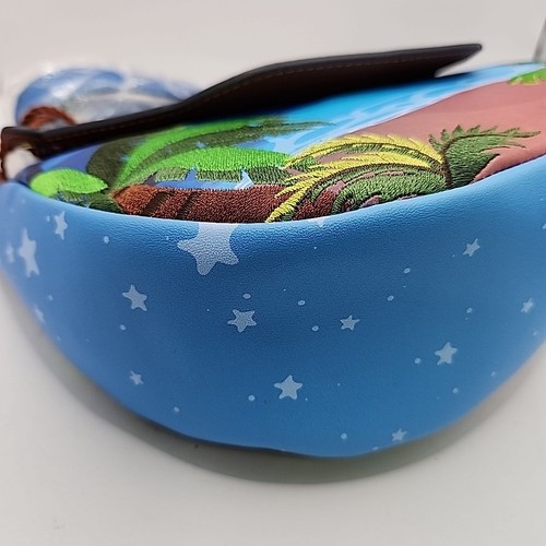 NUEVO Bolso Bandolera Loungefly Disney Stitch Camping Cuties Hamaca 9" Anx6.25" Altox3.5" - Imagen 7 de 10
