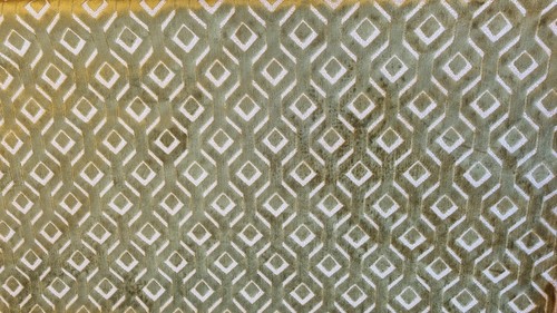 DESIGNERS GUILD CHAREAU VELVET UPHOLSTERY FABRIC IN FERN 440cm X 138cm - Picture 4 of 7