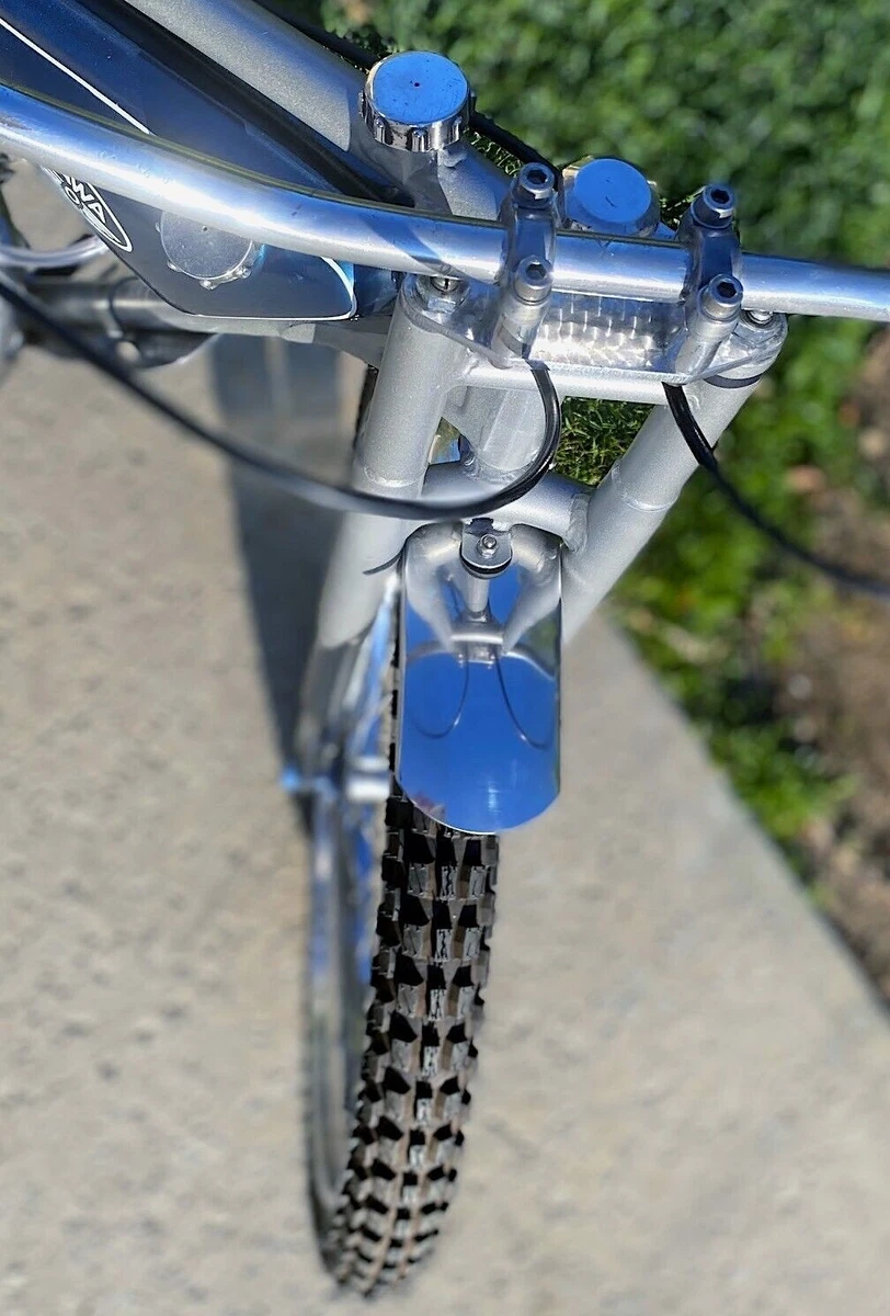 Click photo thumbnail to view