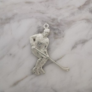 Authentic Gold-Plated Ice Hockey Pendant Necklace in 925 Sterling Silver - Charm for Men