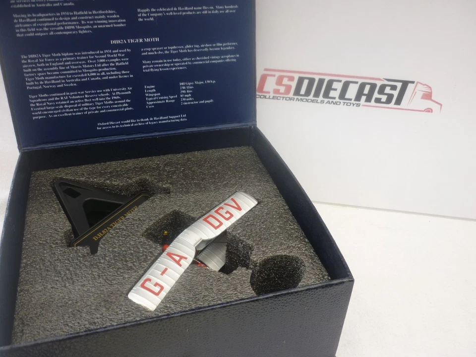 Oxford Diecast Aviation 1:72th D.H.82A Tiger Moth G-ADGV Brooklands Ava 72TM002 - Image 3 of 4