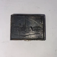 1933 Century of Progress Chicago Fort Dearborn Souvenir Trinket Box