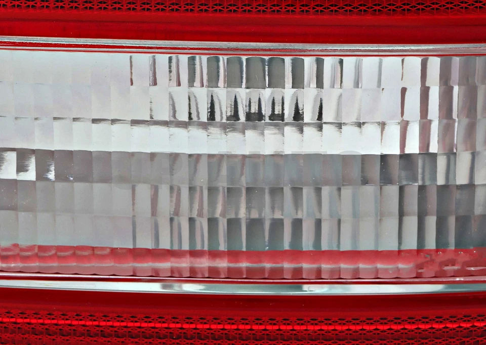 Luz trasera lado del pasajero para camioneta Dodge Ram 1500 1994-2003 Foto 3 de 4