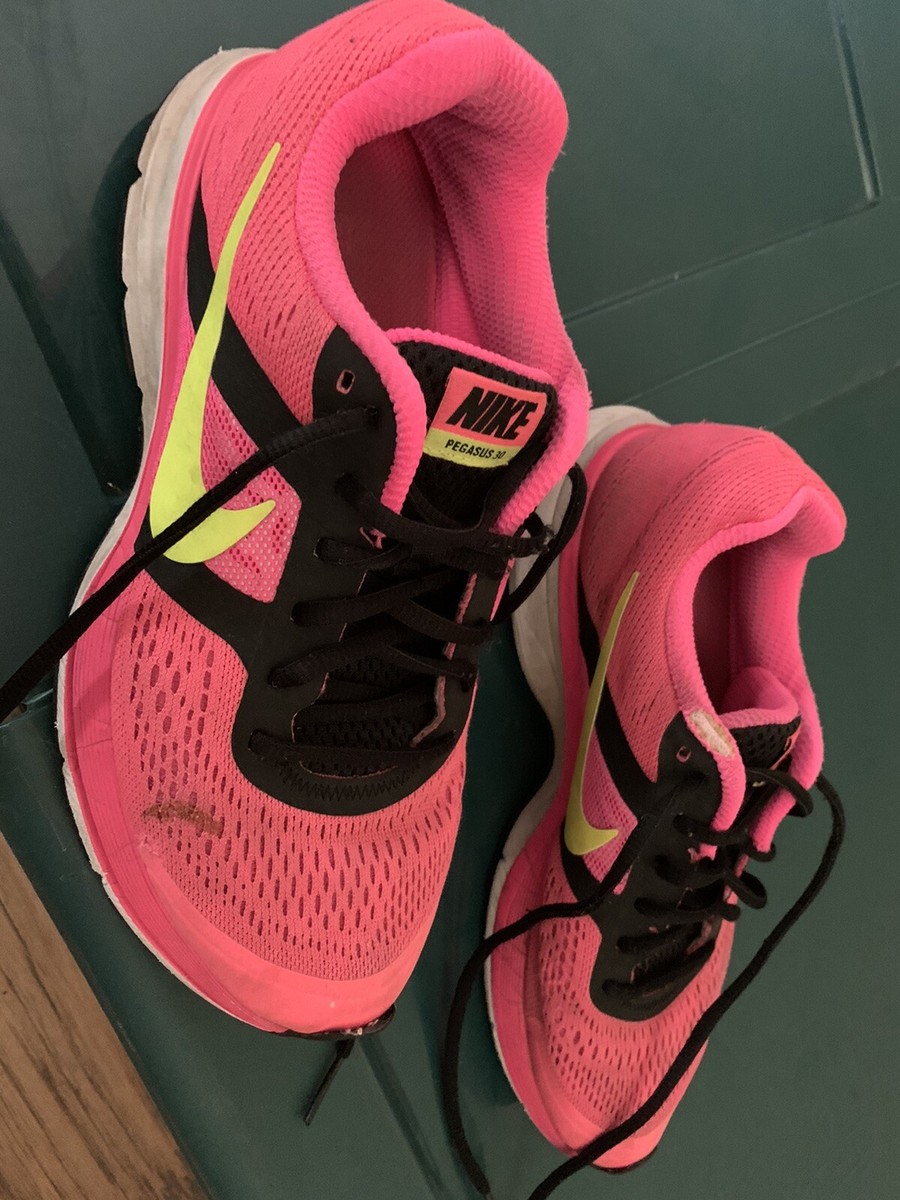 Women's Nike Pegasus 30 Lightweight Running Shoes Size Pink