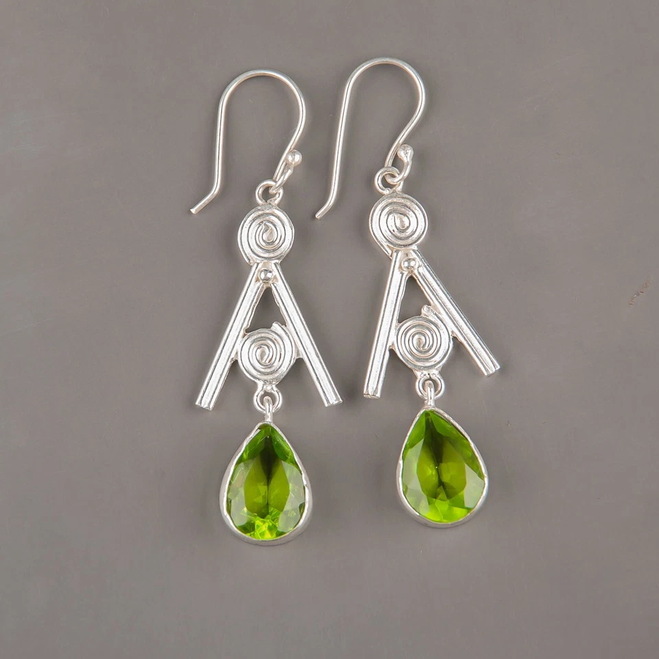 Green Peridot Gemstone Dangle Earring 925 Sterling Silver Handmade Jewelry Gift - Image 2 of 3