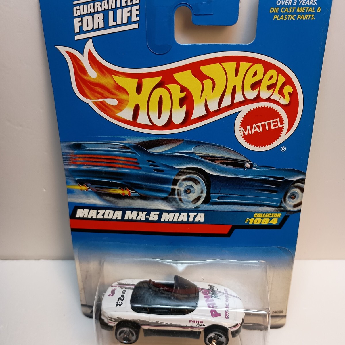 1998 Hot Wheels #1084 MAZDA MX-5 MIATA White w/Chrome 3 Spoke