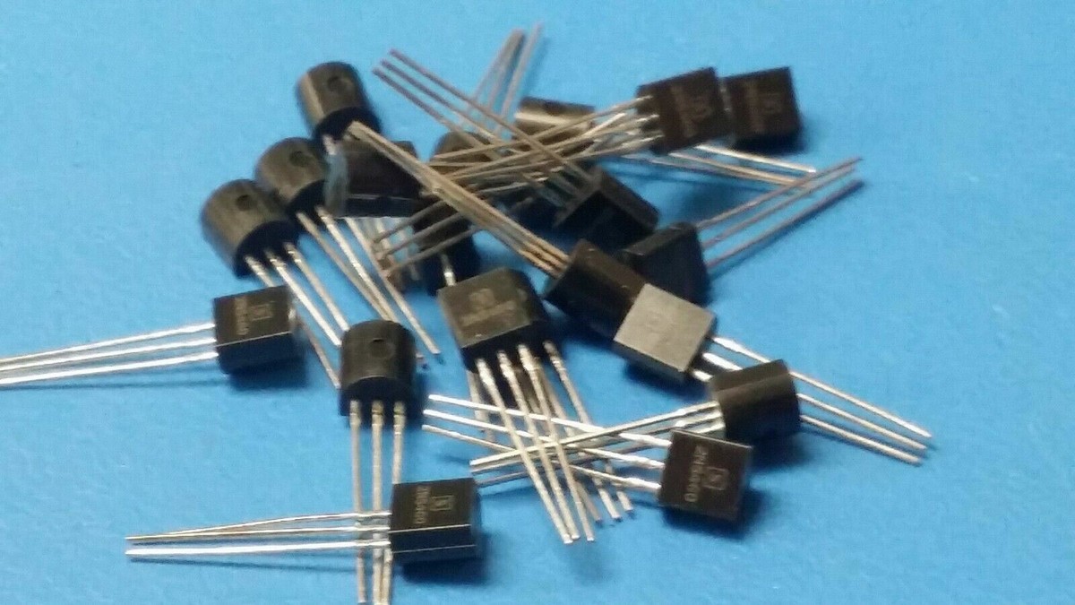 50 PCS) 2N5460 SOLITRON Transistor JFET P-CH 40V 5mA 3-Pin