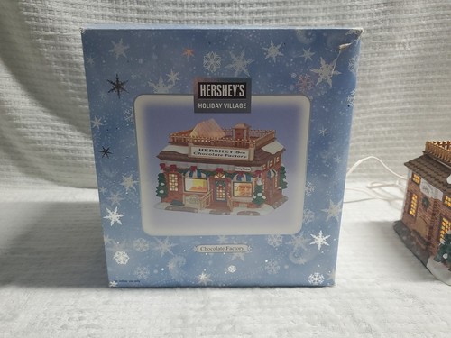2001 Limited Edition Hershey's Holiday Village Ceramic Chocolate Factory READ - Picture 13 of 18