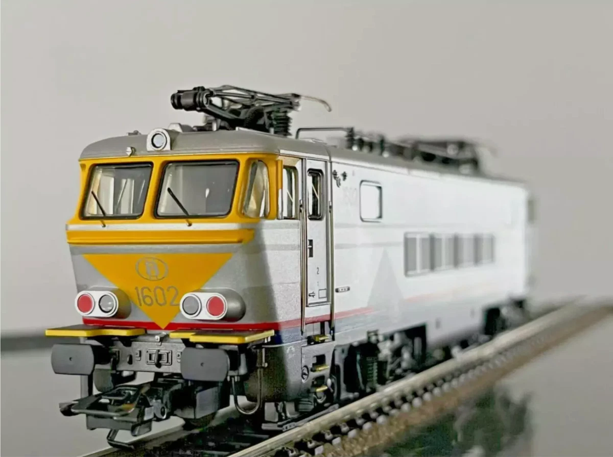 Locomotive électrique Märklin 3526 Ho - Reihe 1600/1657 Jaune (occasion, Pièces Manquantes)