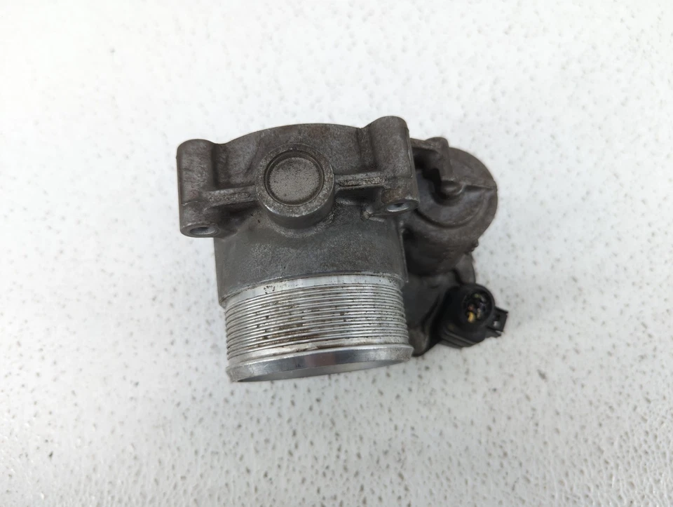 Volkswagen CC 2009-2017 carrocería del acelerador WRAMK Foto 3 de 4