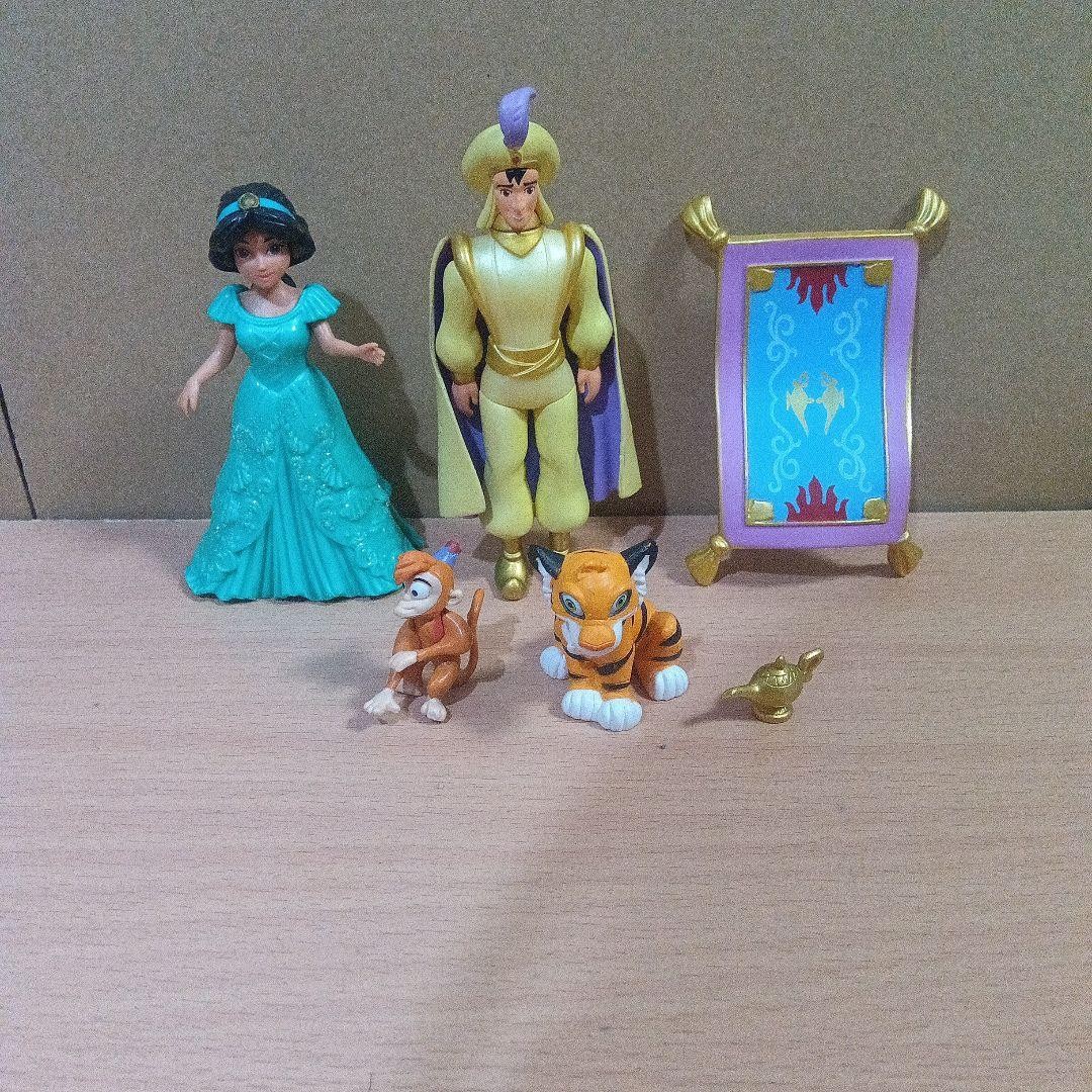 Magic Clip Princess Jasmine Aladdin Figure #917133